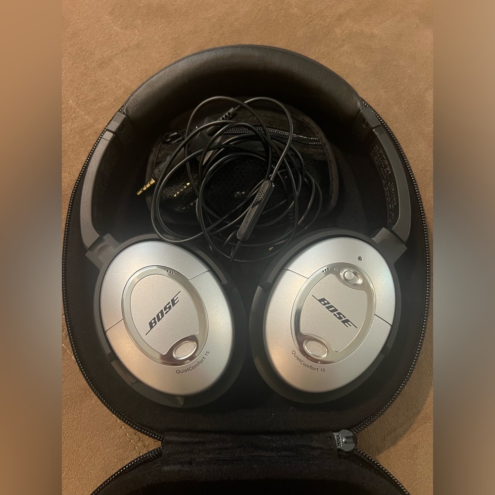 Bose QuietComfort 15 Headphones